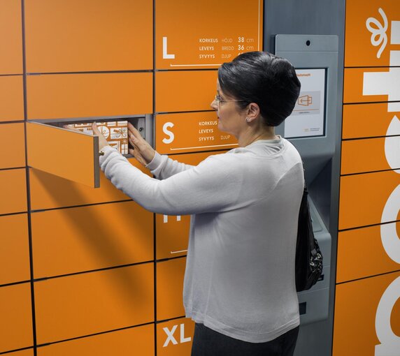 Moderne Logistiklösungen mit Paketabholstationen Gantner